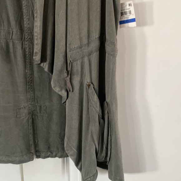 Jacket - NWT - Picture 2 of 9